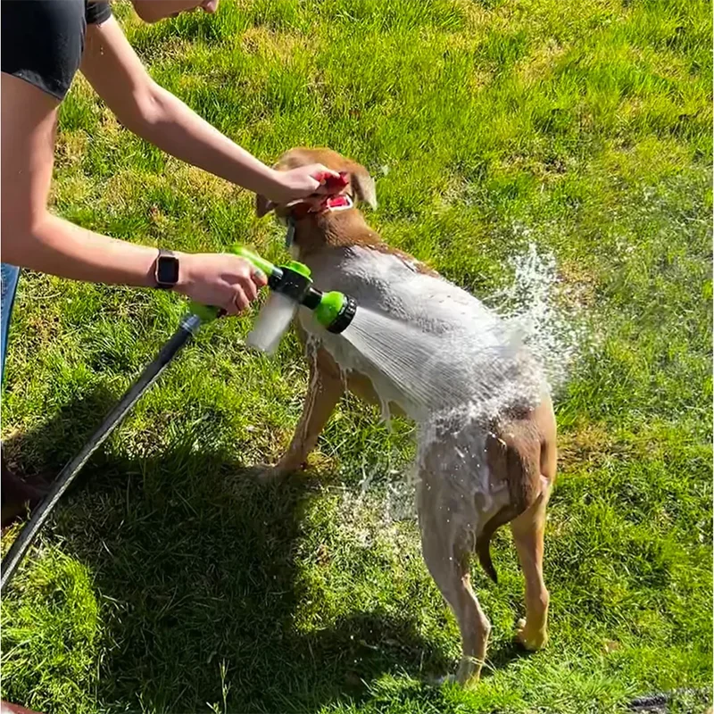 SplashPaws: 3-Mode Pet Wash Sprayer for Quick & Comfortable Baths - Happy Dog